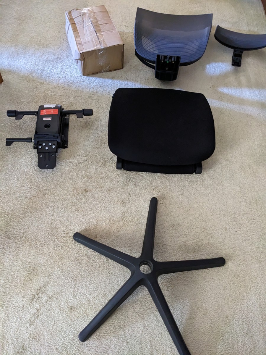 the-c7-ergonomic-chair-black-with-footrest-is-comfortable-and-clever