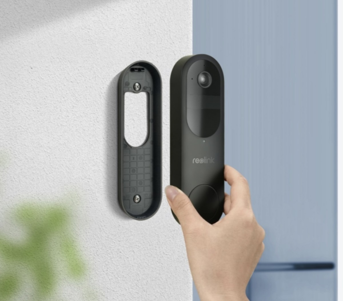 the-reolink-battery-doorbell-has-its-own-power