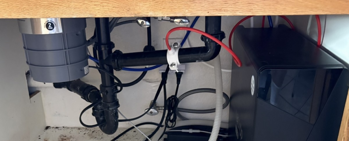 waterdrops-x16-reverse-osmosis-water-filtration-system-will-let-lets-you-drink-freely